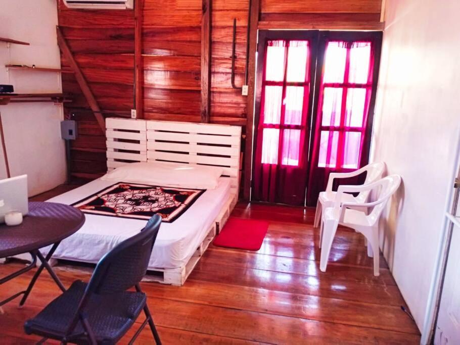 Poetry Garden Bocas Town Colon Island Villa Bagian luar foto