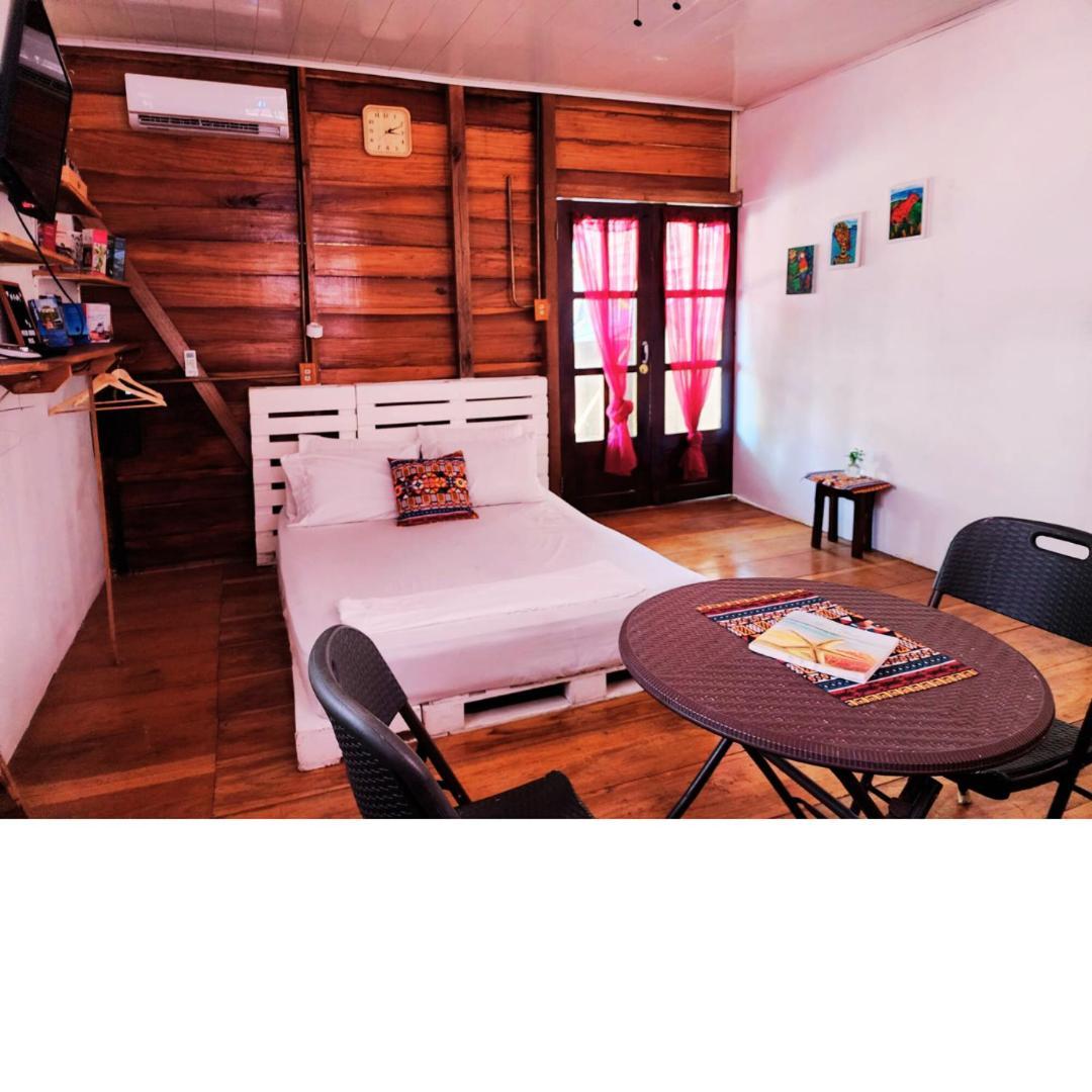 Poetry Garden Bocas Town Colon Island Villa Bagian luar foto